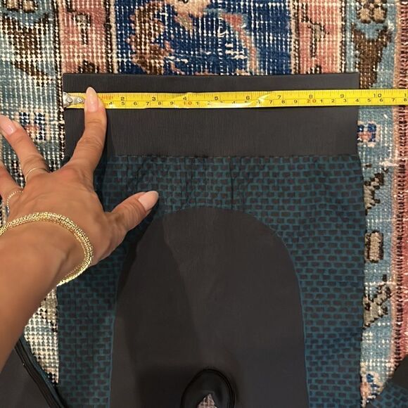 Lululemon running tights/leggings   - Picture 7 of 9